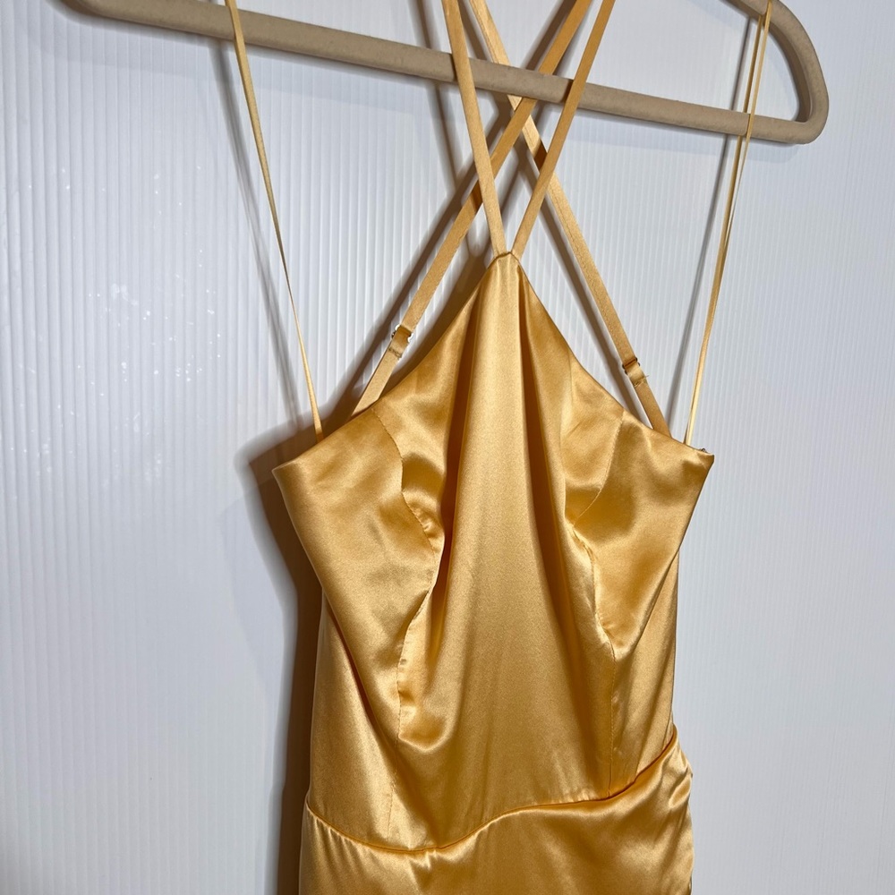 NWT REFORMATION Myla Silk Dress in Sunshine. Size 2 - Picture 7 of 14